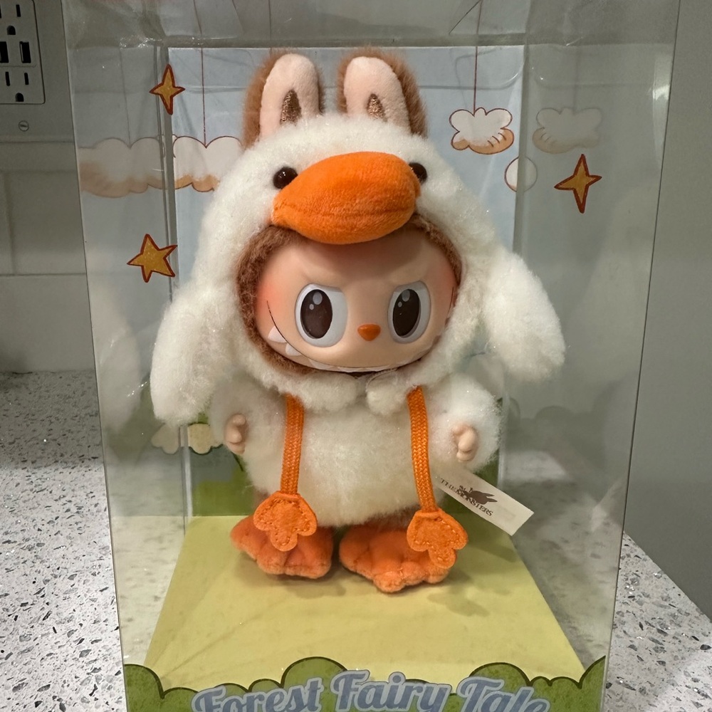Pop Mart AUTHENTIC Forest Fairy Tale Labubu